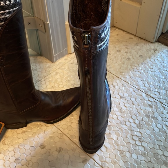 Ariat size 7 B - Picture 4 of 7